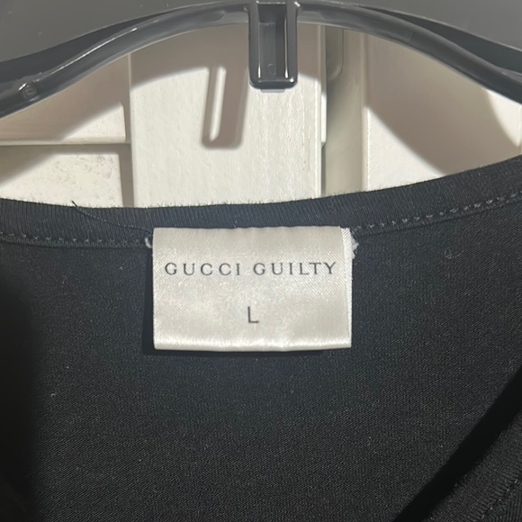 Gucci Guilty Black and Gold T-Shirt - Picture 3 of 3